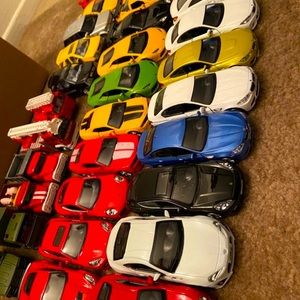 Pushback cars mystery box